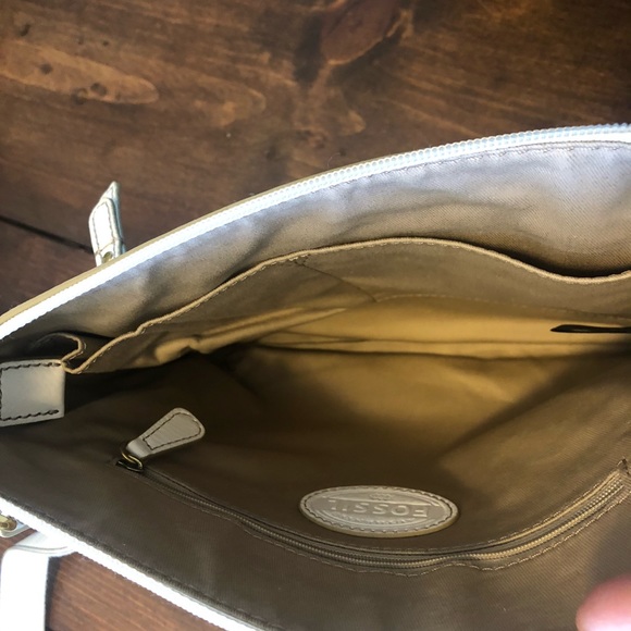 Fossil crossbody - Picture 3 of 7